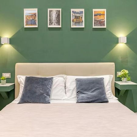 Nsh Apparthotel, Napoli Centro Екстериор снимка