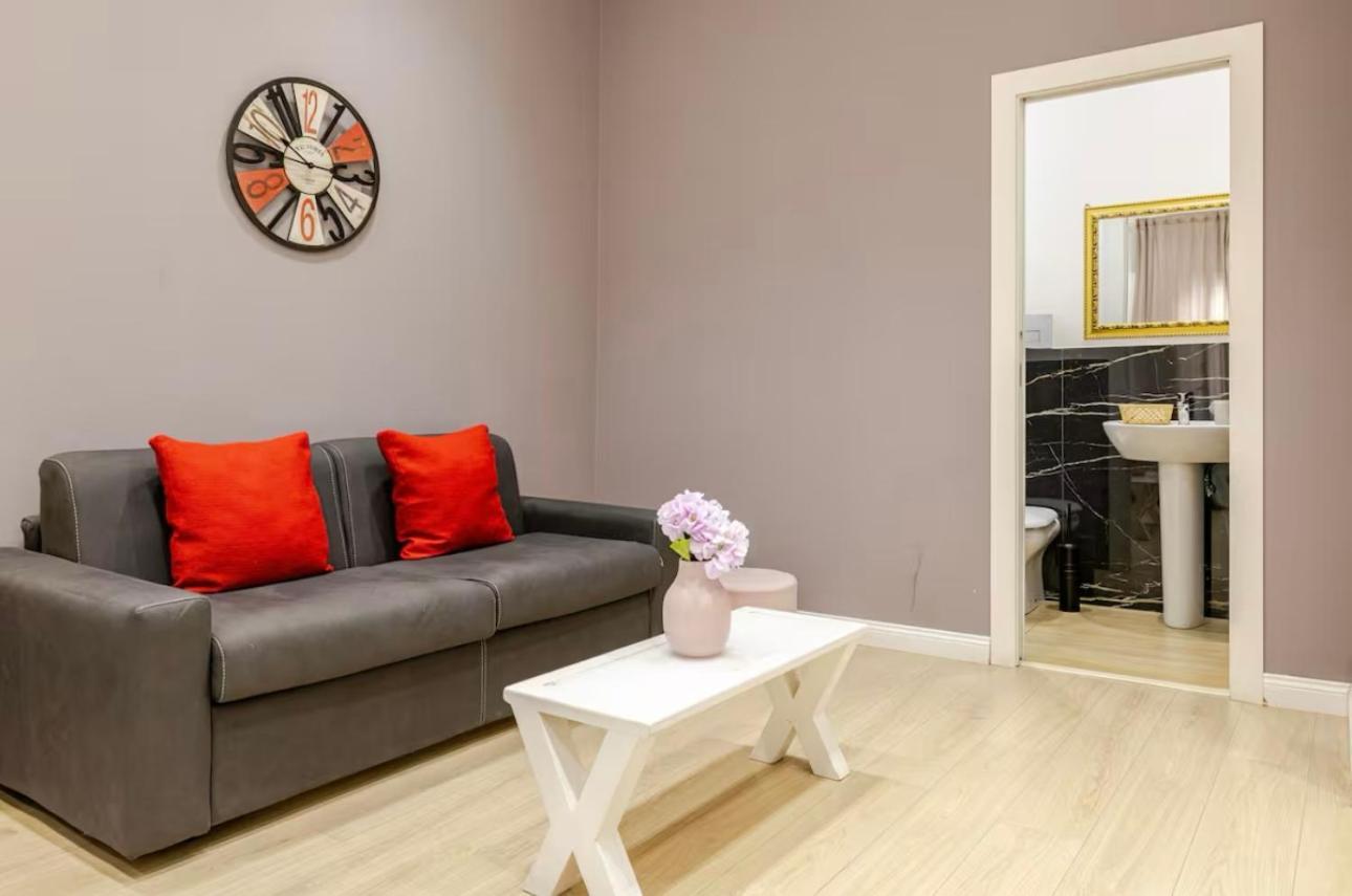 Nsh Apparthotel, Napoli Centro Екстериор снимка