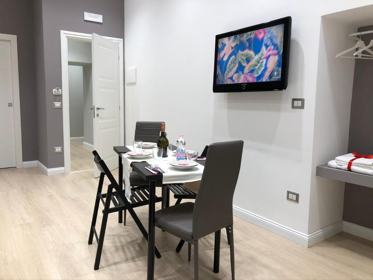 Nsh Apparthotel, Napoli Centro Екстериор снимка